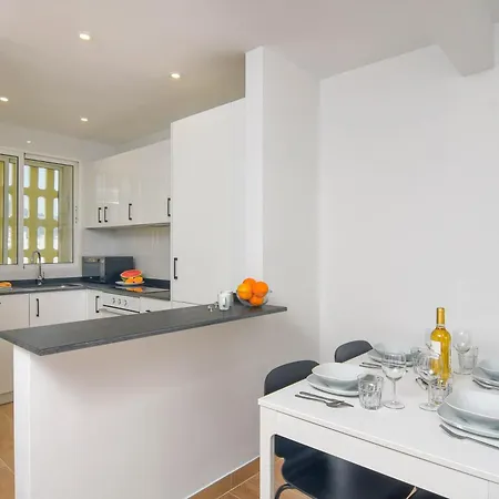 La Perla Great Seaview - 8e Floor Fabiola 1 Apartmán *